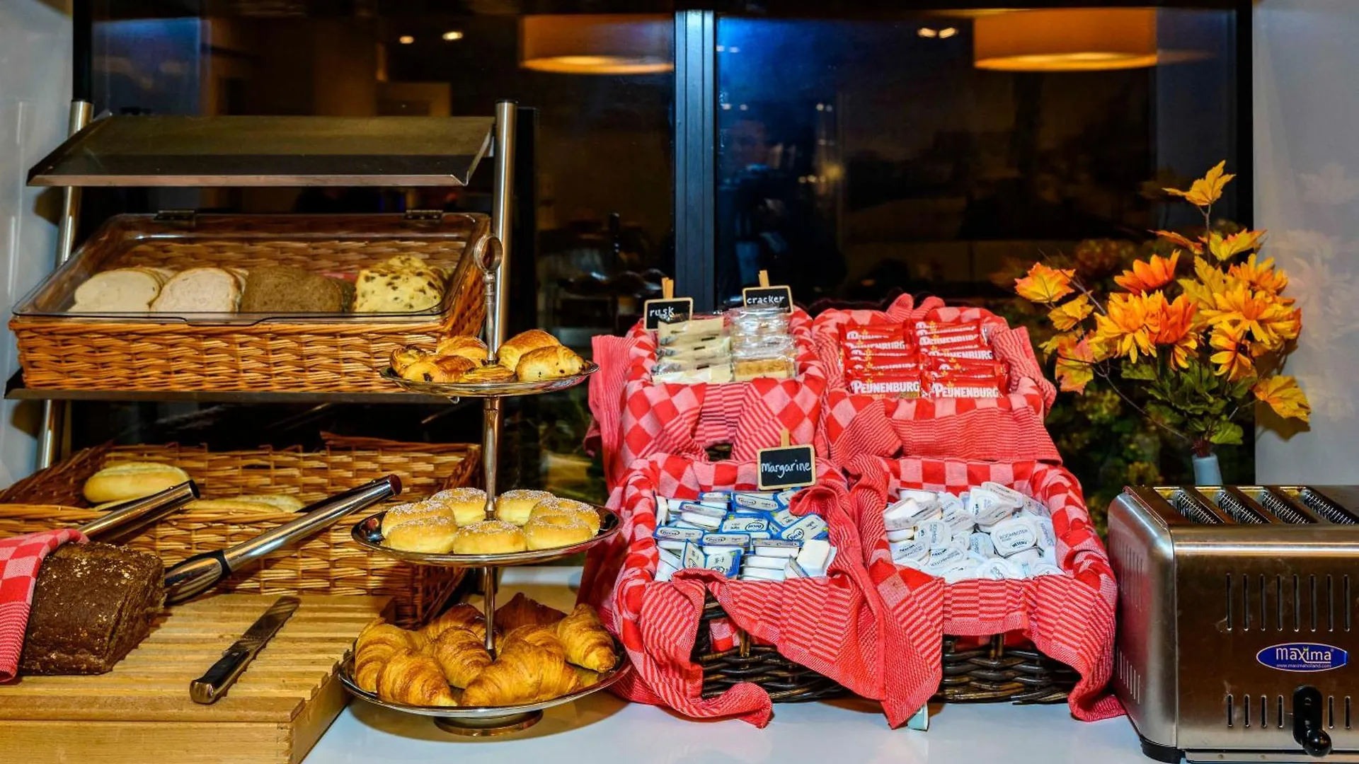 Grand Hotel Amstelveen 4*,  Hollanda